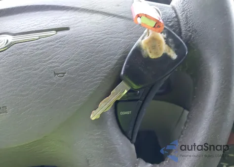 2005 Chrysler Town & Country Limited из США, поврежденный, VIN 2C8GP64L85R515213